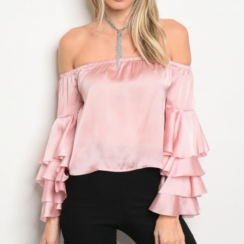 BLUSH TOP